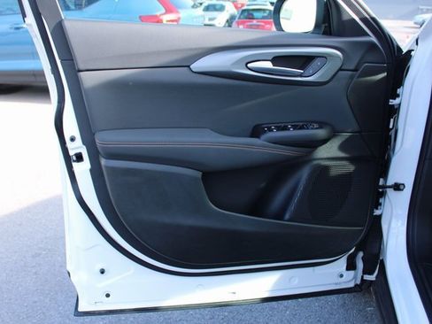 Used 2025 Alfa Romeo Tonale w/ Premium Package image 10