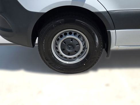 New 2025 Mercedes-Benz Sprinter 2500 image 10