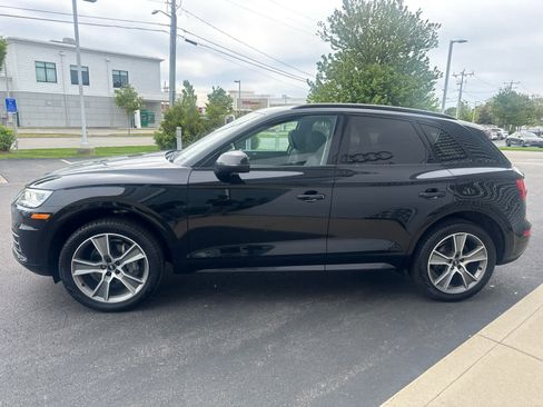 Used 2019 Audi Q5 2.0T Premium Plus w/ Premium Plus Package AWD/4WD image 5
