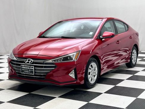 Used 2019 Hyundai Elantra SE FWD image 4