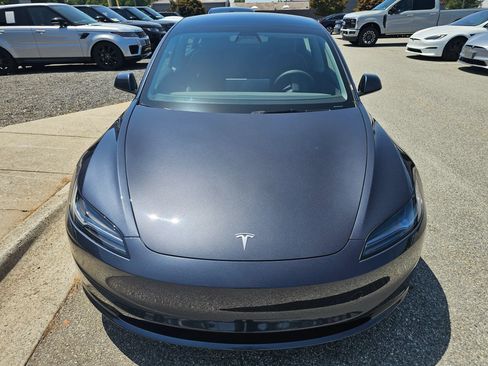 Used 2025 Tesla Model 3 Long Range RWD image 9
