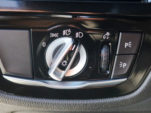 Used 2018 BMW 640i Gran Turismo xDrive AWD/4WD image 13