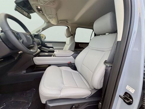 New 2027 Ford Expedition Active RWD image 14