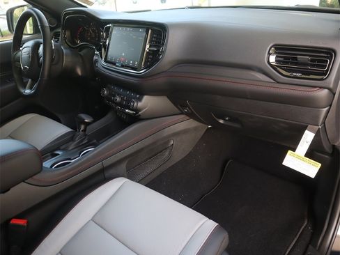 Used 2024 Dodge Durango GT image 26