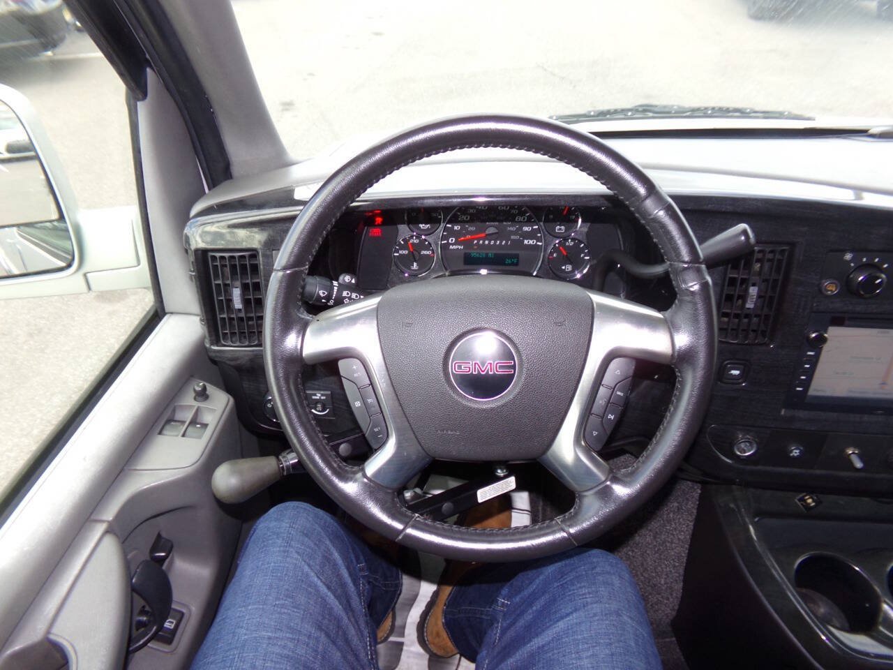 Used 2010 GMC Savana 1500 w/ Preferred Equipment Group RWD image 54