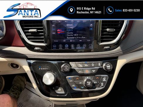 Used 2019 Chrysler Pacifica Limited w/ Advanced Safetytec Group FWD image 8