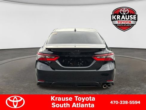 Used 2024 Toyota Camry SE FWD image 7