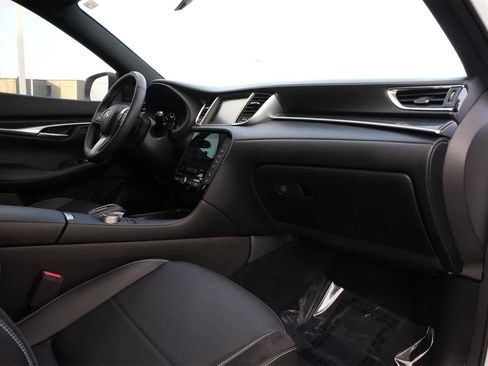 Certified 2025 INFINITI QX50 Sport image 22