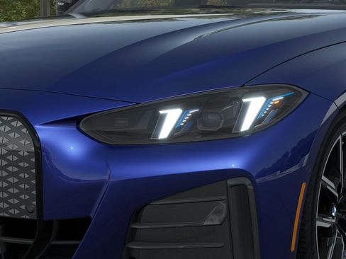 New 2025 BMW i4 eDrive40 image 6