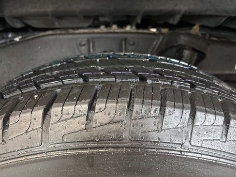 Used 2023 Toyota Tacoma TRD Sport image 8