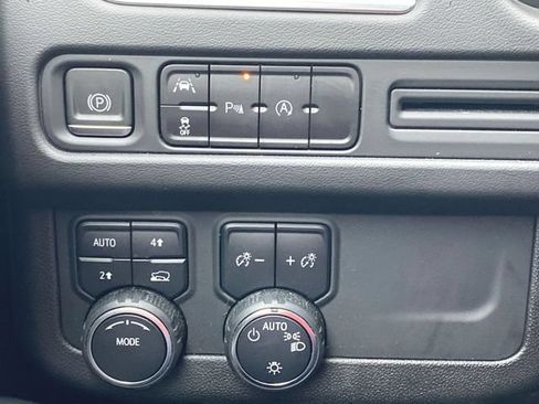 Used 2023 Chevrolet Tahoe LS w/ Driver Alert Package AWD/4WD image 17