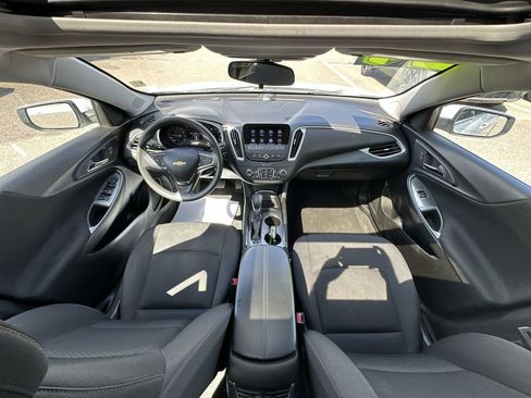 Used 2024 Chevrolet Malibu LT image 29