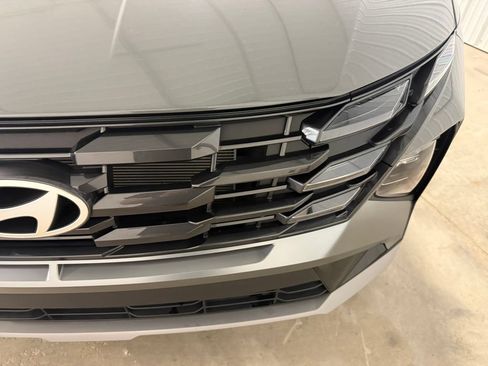 Certified 2025 Hyundai Tucson SE AWD/4WD image 6