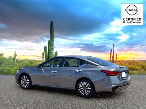 Certified 2025 Nissan Altima 2.5 SV FWD image 4