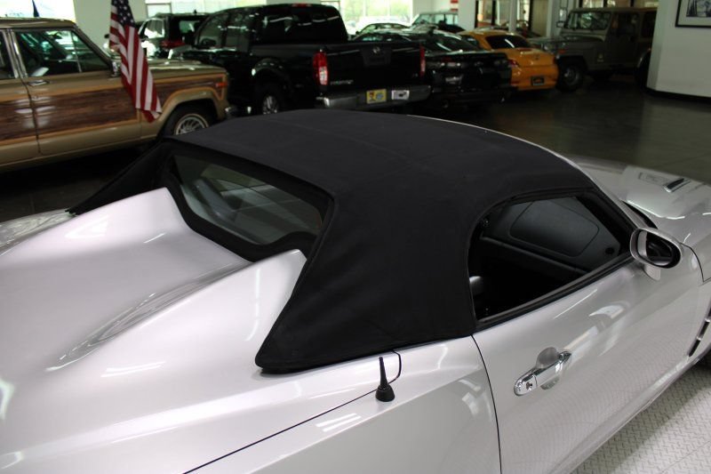Used 2008 Saturn Sky w/ Premium Trim Package RWD image 23