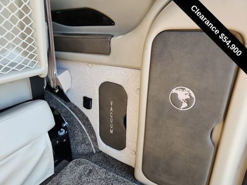 Used 2021 Chevrolet Express 2500 image 46