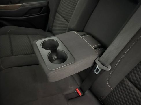 Used 2017 GMC Acadia SLE FWD image 34