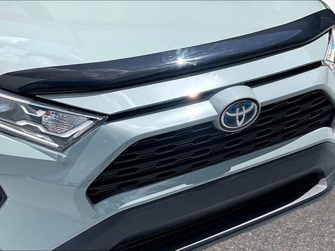 Certified 2021 Toyota RAV4 XLE Premium AWD/4WD image 34