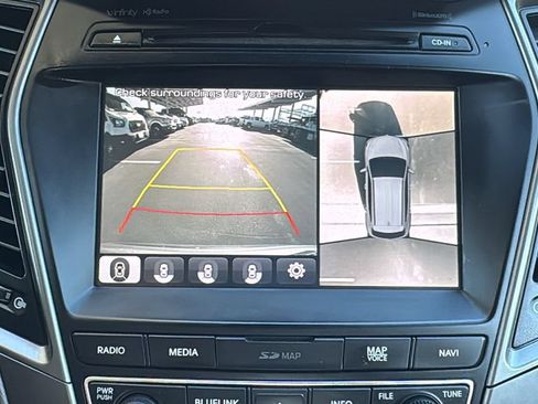 Used 2017 Hyundai Santa Fe Sport FWD image 16