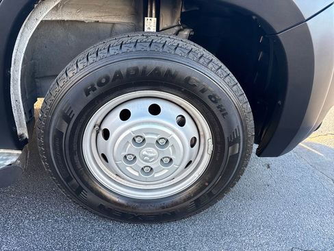Used 2023 RAM ProMaster 2500 image 25