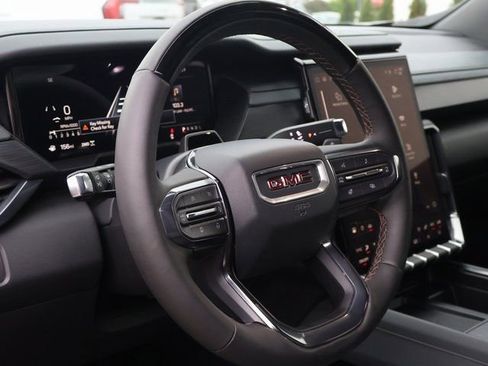 Certified 2025 GMC Acadia AT4 w/ Super Cruise Package image 25