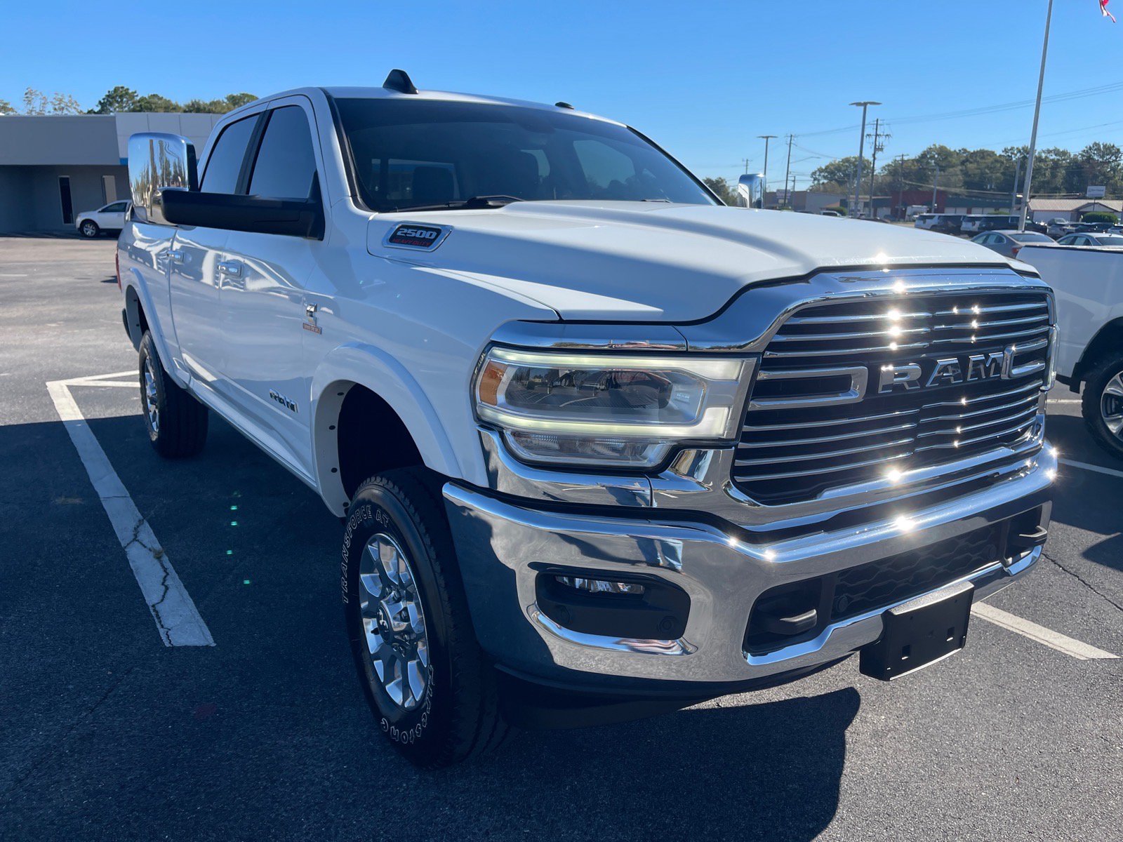 Used 2022 RAM 2500 Laramie AWD/4WD image 3