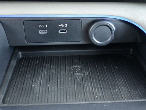 New 2026 Nissan Sentra SL w/ Floor Mat Package FWD image 28