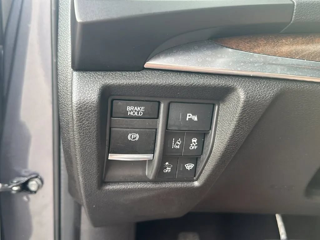 Used 2019 Acura MDX w/ Advance Package AWD/4WD image 22