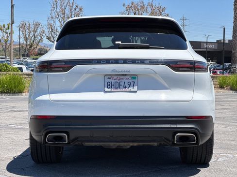 Used 2019 Porsche Cayenne AWD/4WD image 5