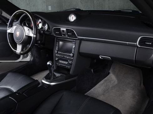 Used 2010 Porsche 911 Carrera S image 37