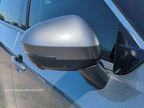 Used 2021 Nissan Rogue SV FWD image 13