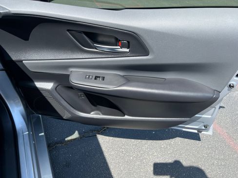 Used 2025 Toyota Prius XLE AWD/4WD image 27