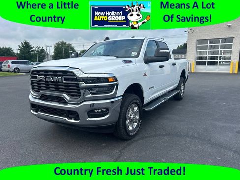 Used 2025 RAM 2500 Big Horn AWD/4WD image 1