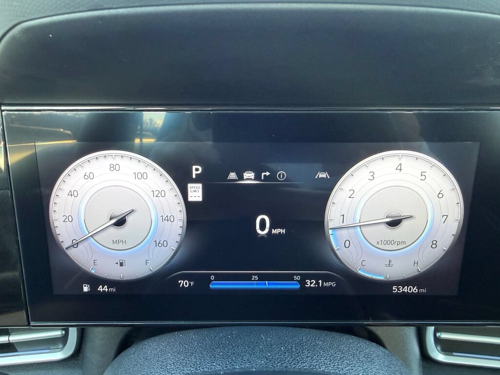 Used 2024 Hyundai Elantra SEL FWD image 29