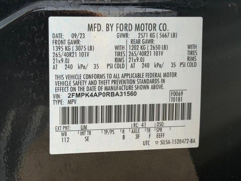 Certified 2024 Ford Edge ST w/ Equipment Group 401A image 31
