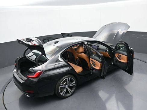 Used 2024 BMW 330i xDrive Sedan w/ Premium Package image 44