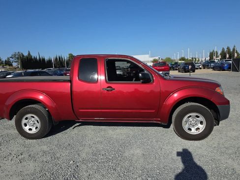 Used 2017 Nissan Frontier S RWD image 9