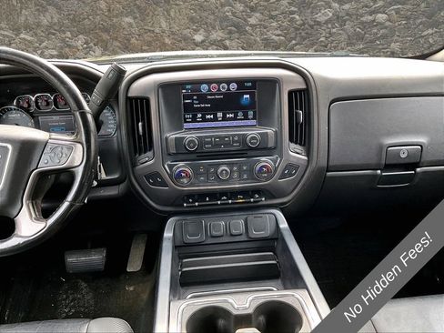 Used 2017 GMC Sierra 2500 SLT w/ All Terrain HD Package AWD/4WD image 6