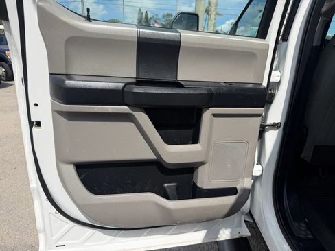 Used 2020 Ford F550 4x4 Crew Cab Super Duty image 15