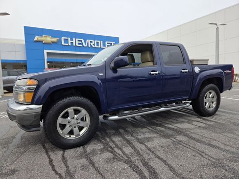 Used 2011 GMC Canyon SLT image 1