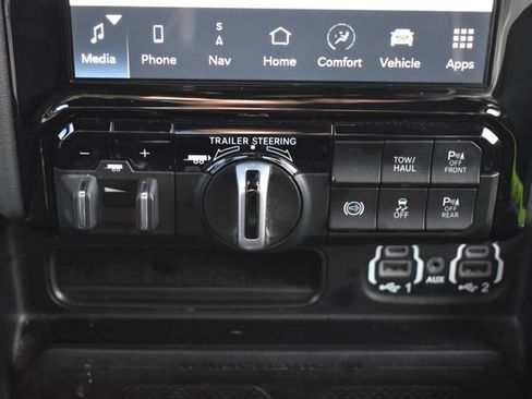 Used 2024 RAM 3500 Laramie w/ Night Edition image 29