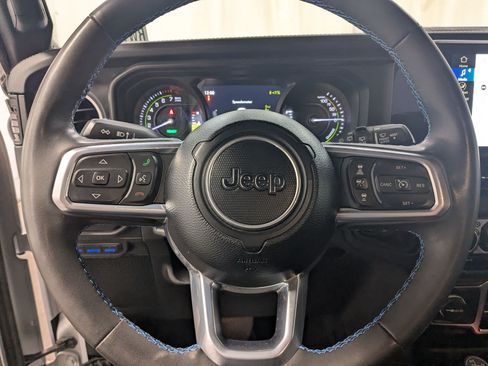 Used 2024 Jeep Wrangler High Altitude AWD/4WD image 13