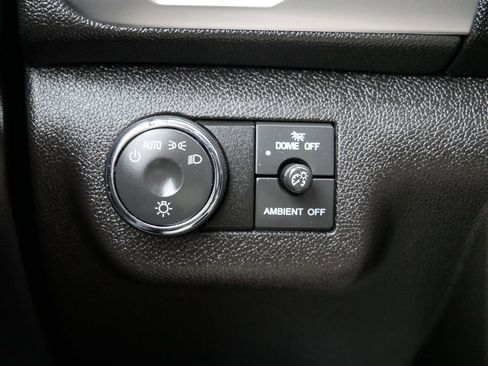 Used 2015 GMC Acadia SLE AWD/4WD image 29