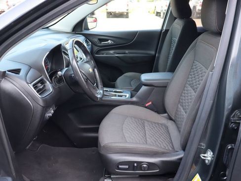 Used 2019 Chevrolet Equinox LT AWD/4WD image 4