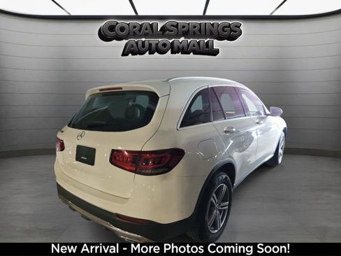 Used 2022 Mercedes-Benz GLC 300 image 4