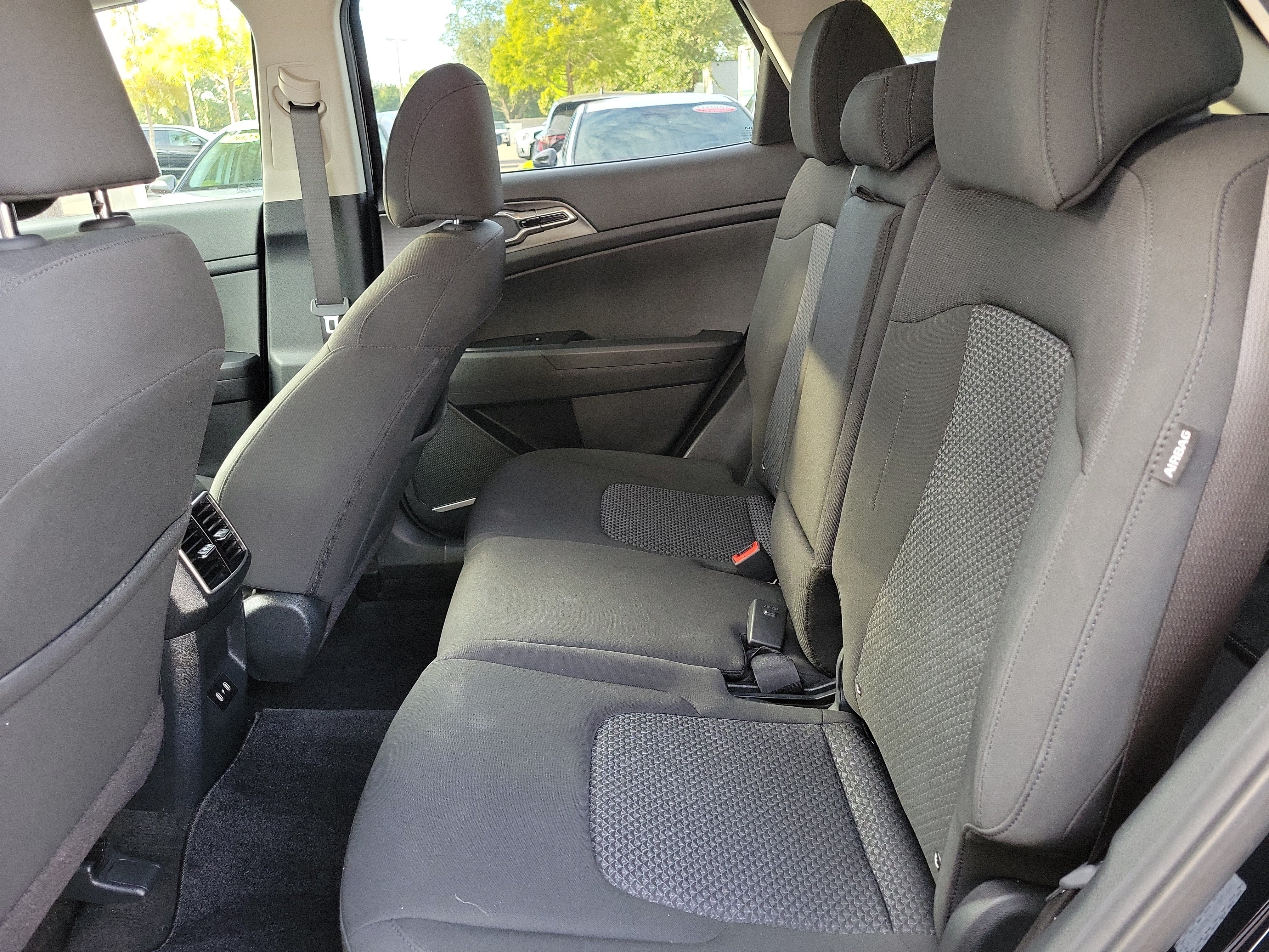Certified 2026 Kia Sportage LX FWD image 10