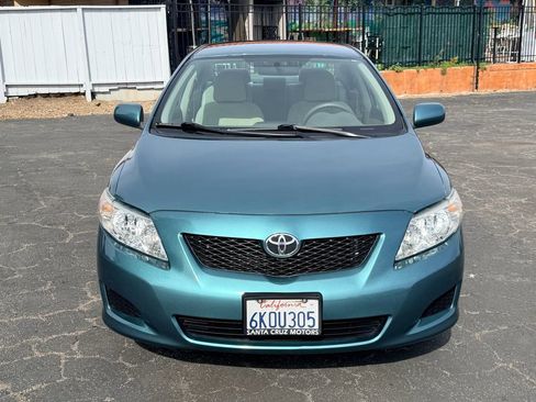 Used 2010 Toyota Corolla LE image 2
