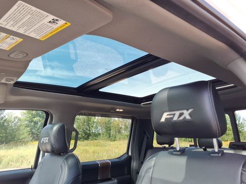 Used 2015 Ford F150 Lariat w/ Equipment Group 502A Luxury AWD/4WD image 19