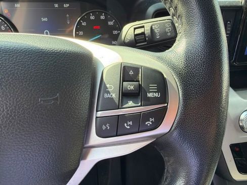 Used 2023 Ford Explorer XLT RWD image 13