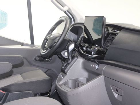 Used 2023 Ford Transit 350 XLT image 28